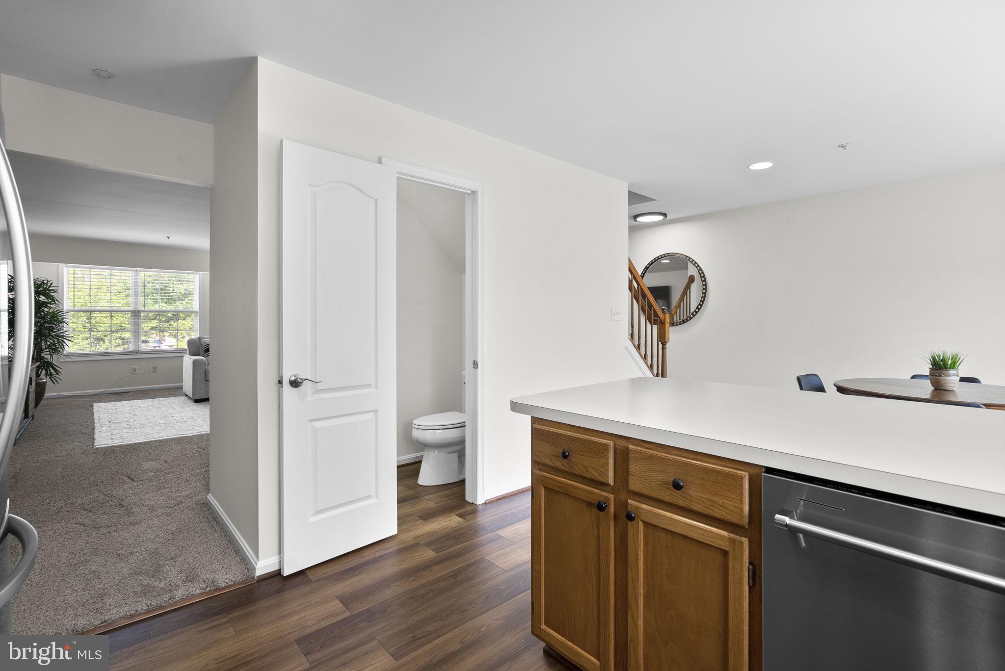 715 MASHIE COURT