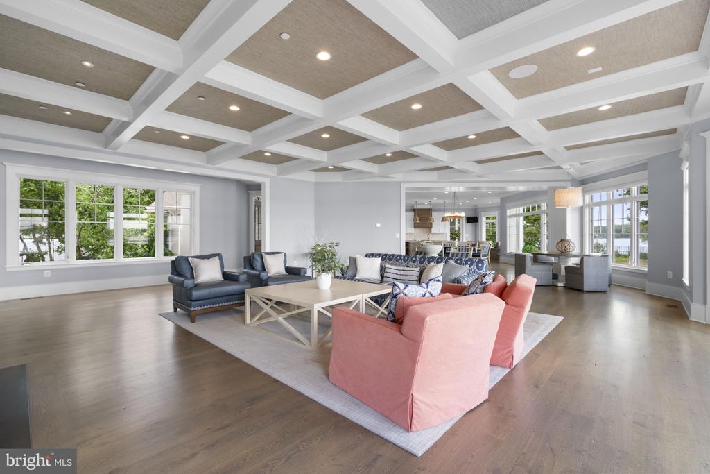 464 ARUNDEL BEACH RD