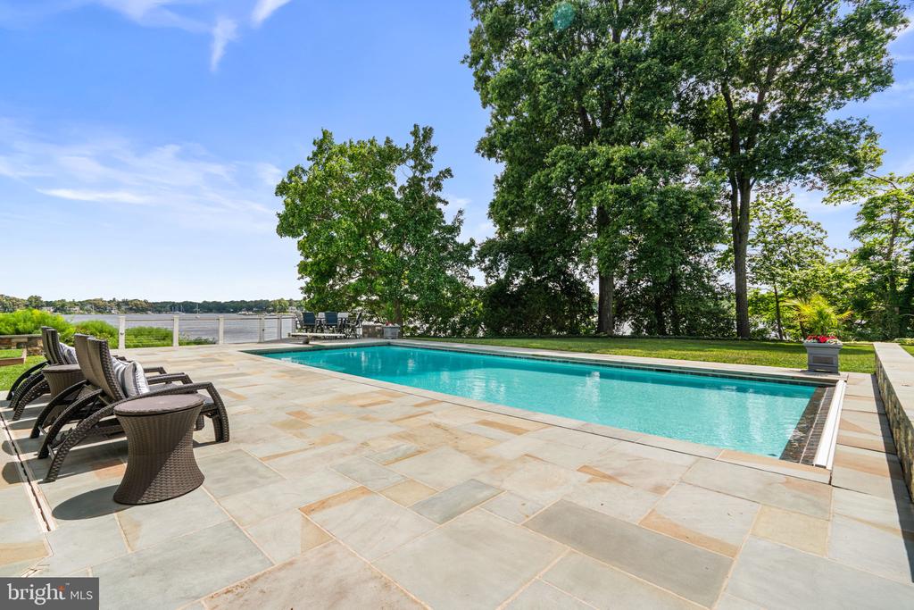 464 ARUNDEL BEACH RD