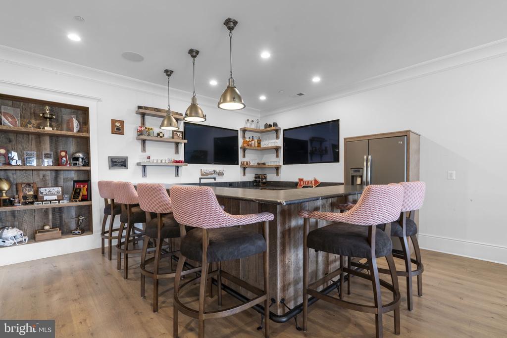 464 ARUNDEL BEACH RD