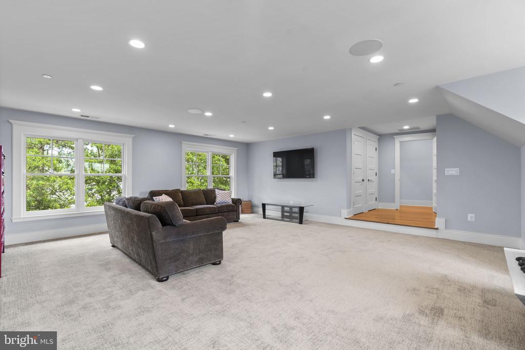 464 ARUNDEL BEACH RD