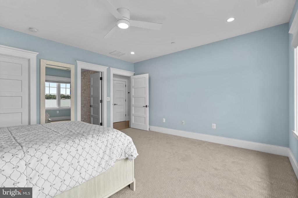464 ARUNDEL BEACH RD
