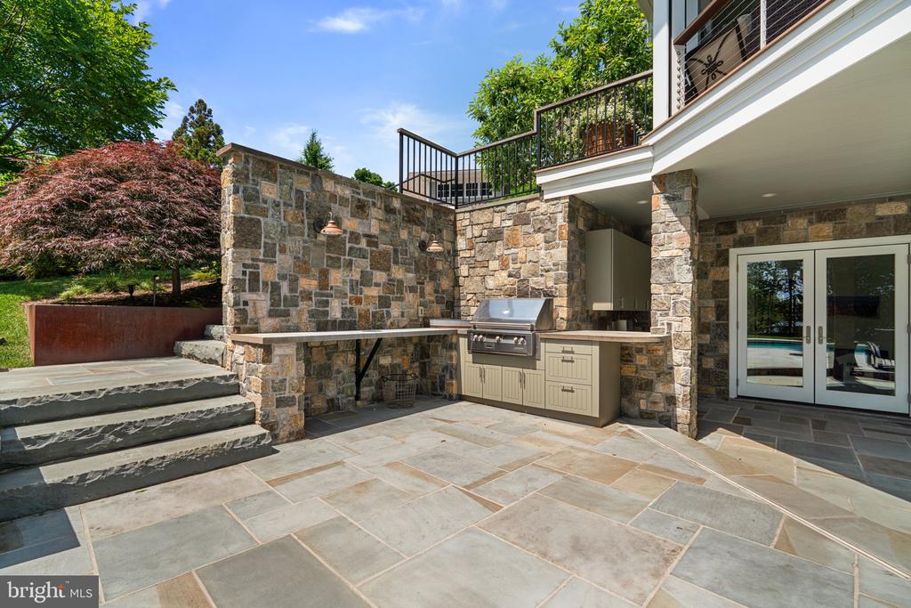 464 ARUNDEL BEACH RD