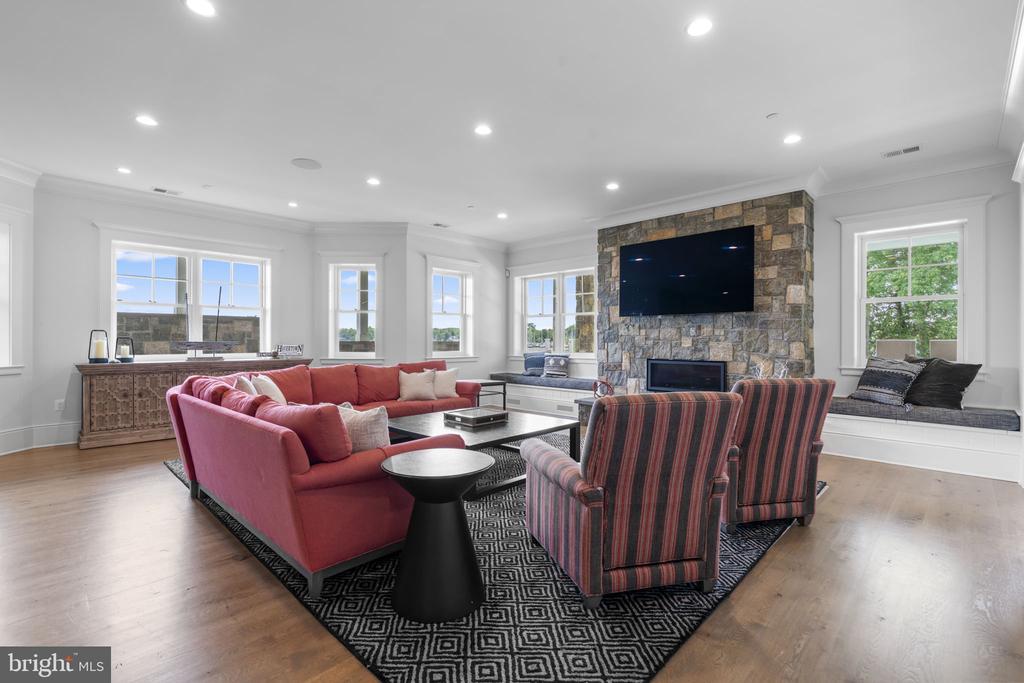 464 ARUNDEL BEACH RD