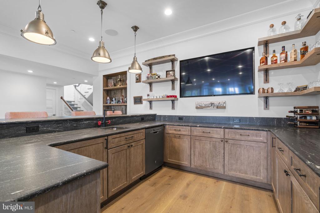 464 ARUNDEL BEACH RD