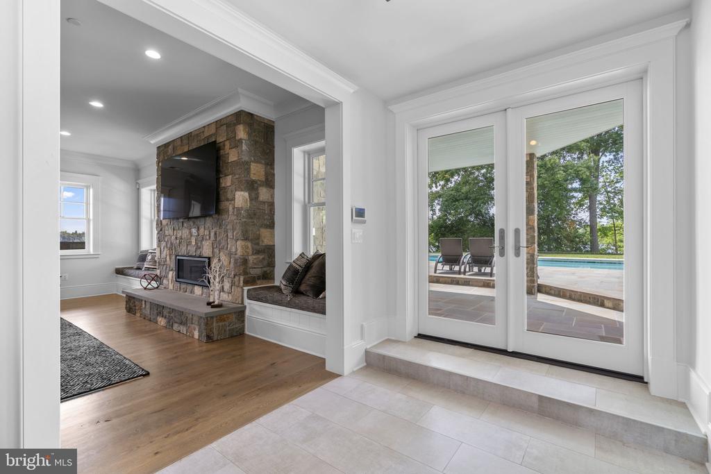 464 ARUNDEL BEACH RD