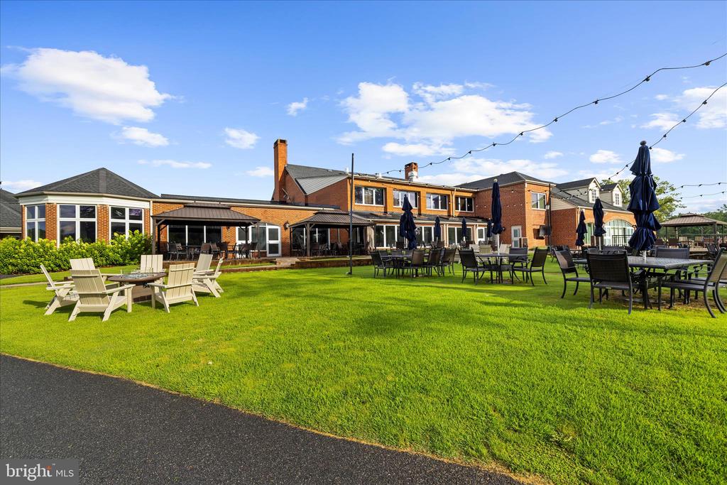 305 SAINT IVES DRIVE