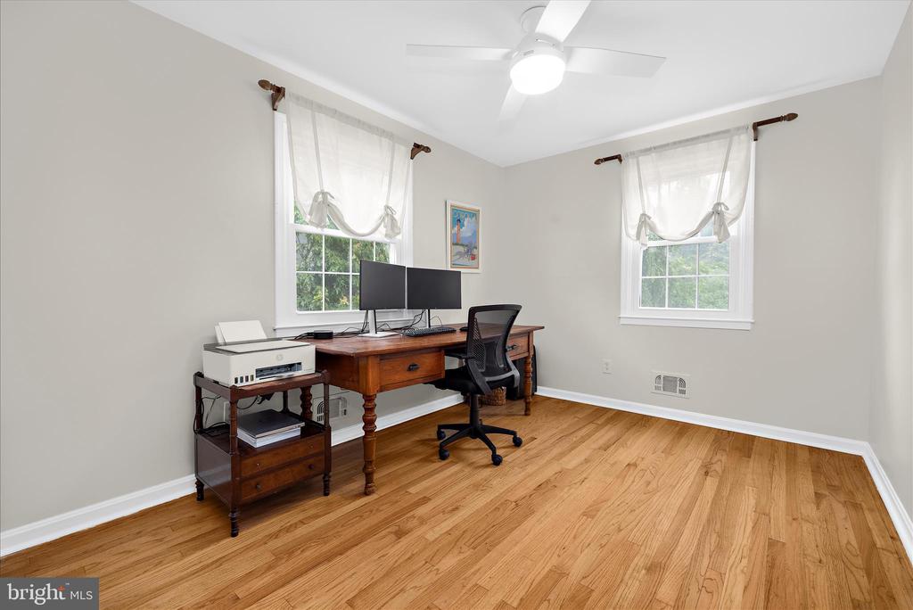 305 SAINT IVES DRIVE