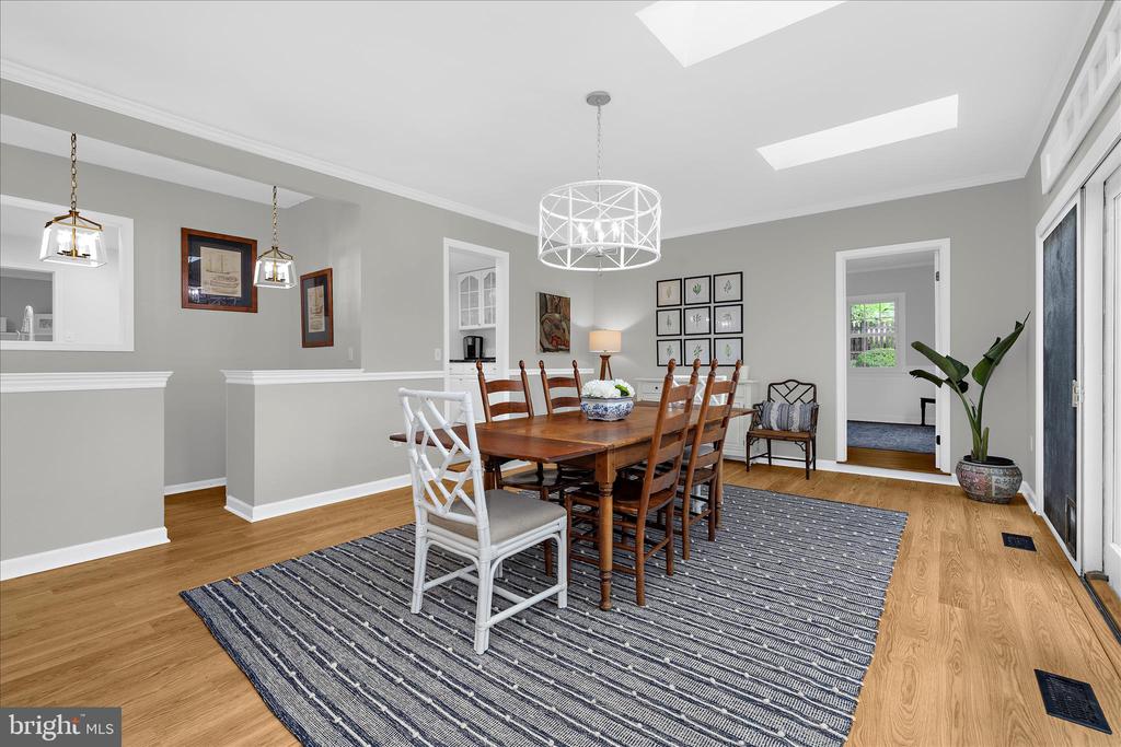 305 SAINT IVES DRIVE