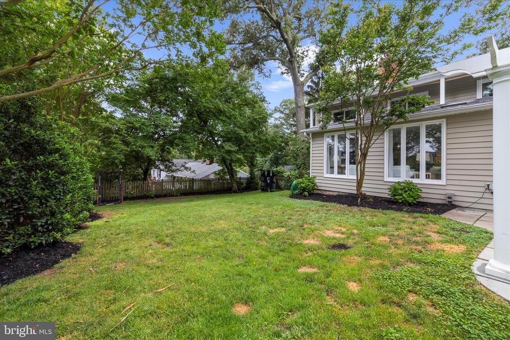305 SAINT IVES DRIVE