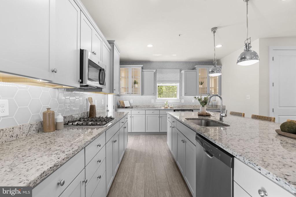 1203 HICKORY HILL CIRCLE