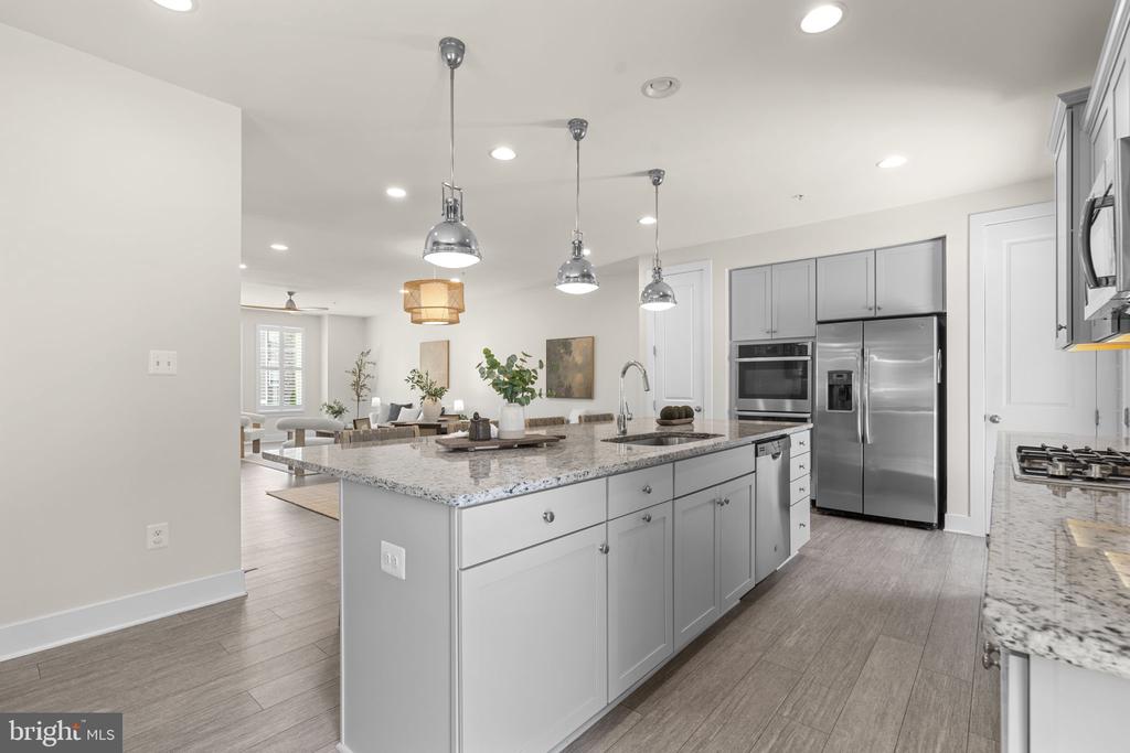1203 HICKORY HILL CIRCLE