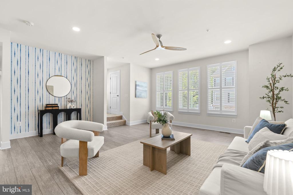 1203 HICKORY HILL CIRCLE