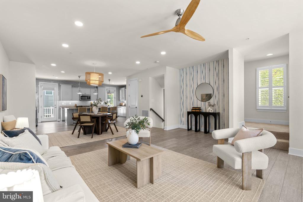 1203 HICKORY HILL CIRCLE