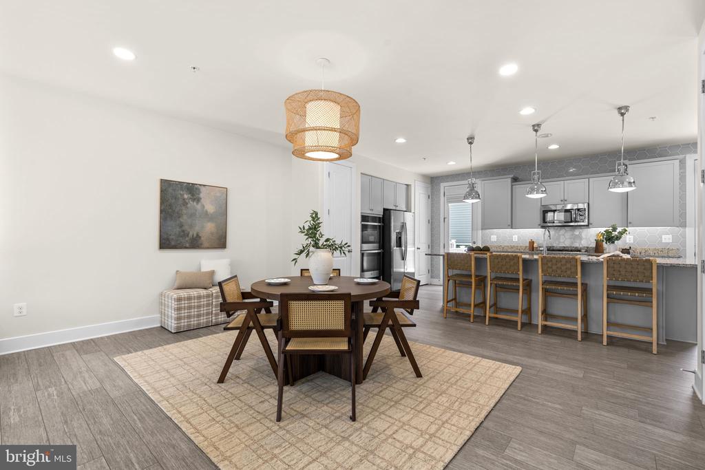 1203 HICKORY HILL CIRCLE