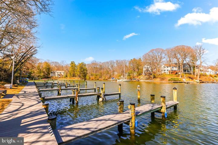 268 SHAKESPEARE DRIVE