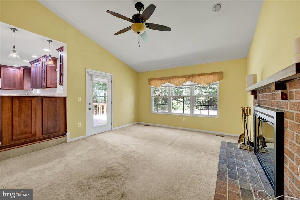 268 SHAKESPEARE DRIVE