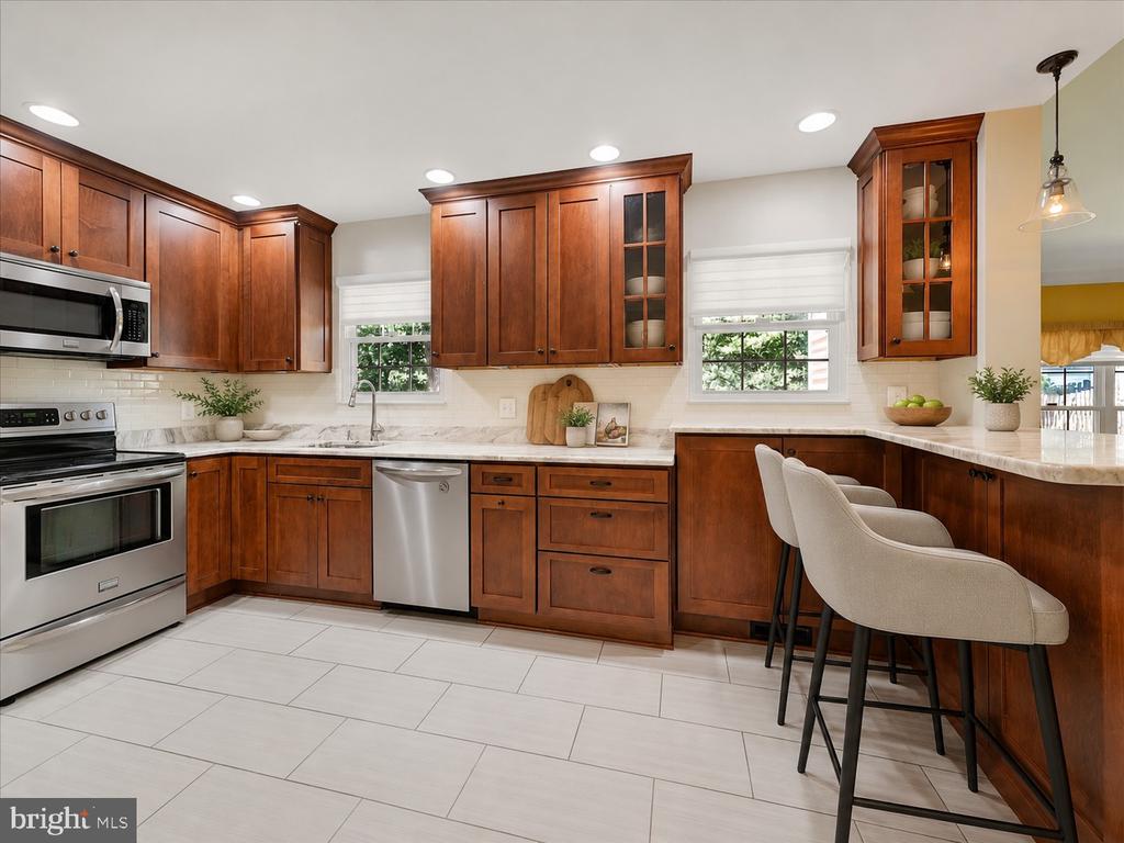 268 SHAKESPEARE DRIVE