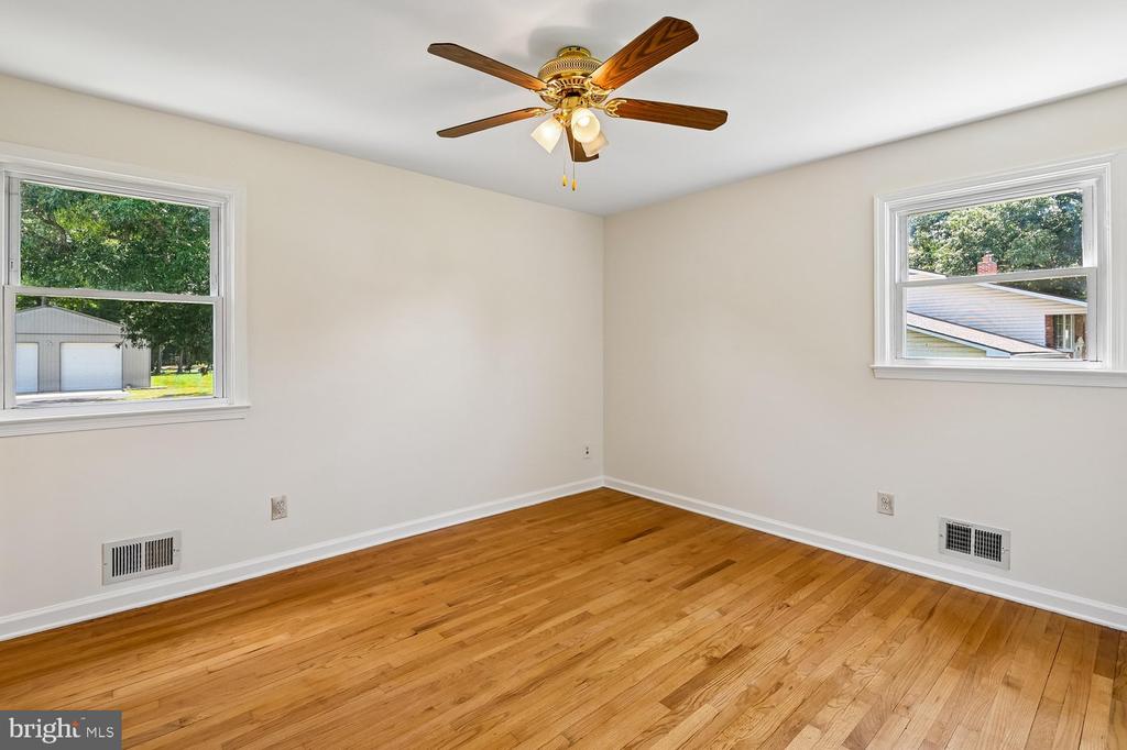 7879 ELIZABETH ROAD