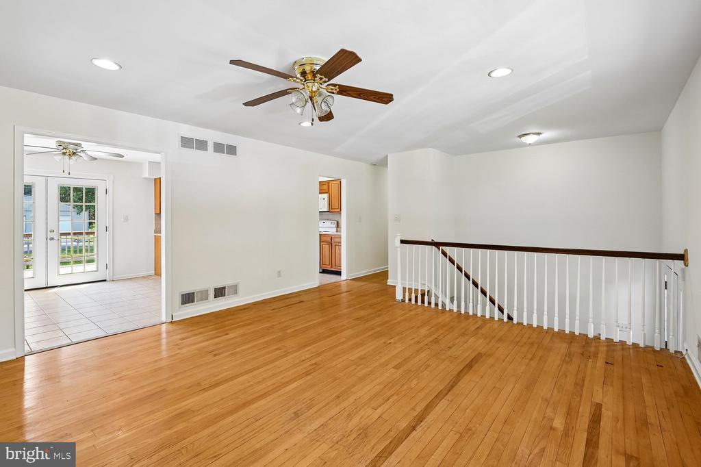 7879 ELIZABETH ROAD