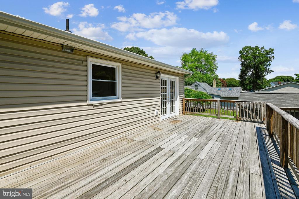 7879 ELIZABETH ROAD