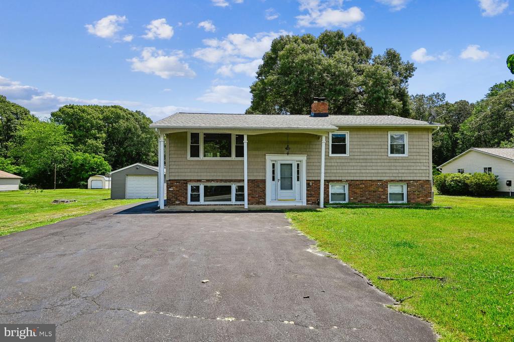 7879 ELIZABETH ROAD