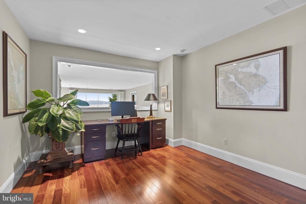 202 SEVERN RIVER ROAD