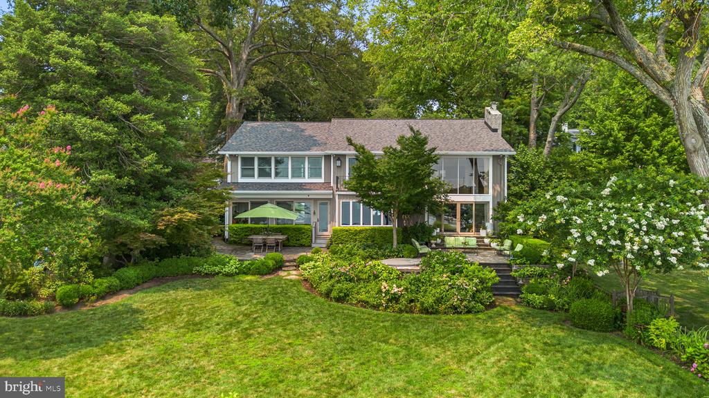 202 SEVERN RIVER ROAD