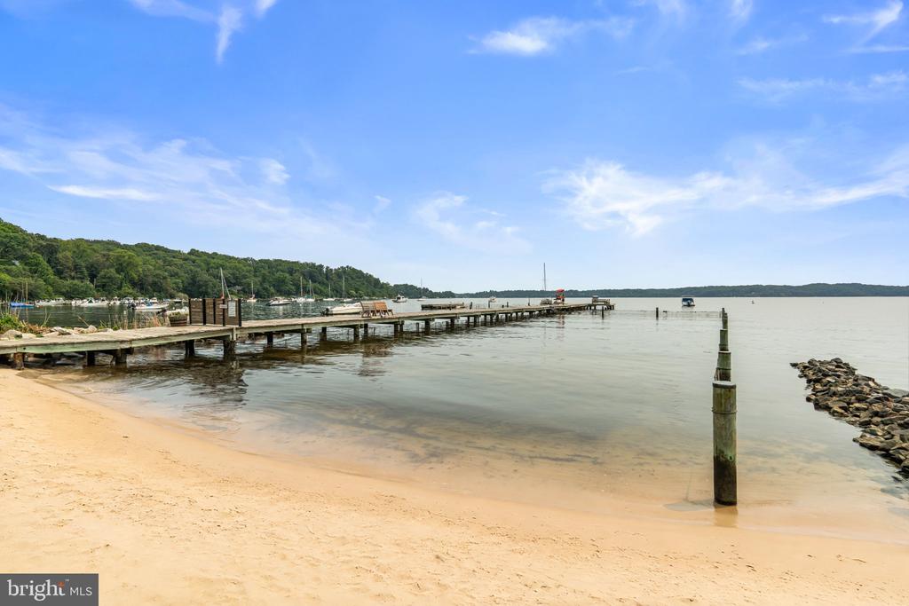 202 SEVERN RIVER ROAD