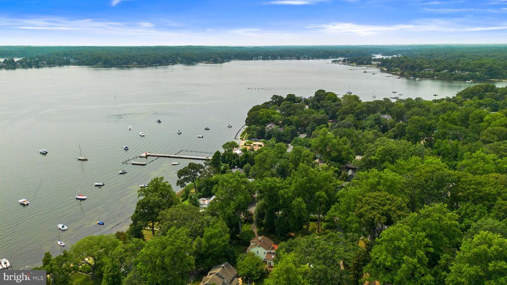 202 SEVERN RIVER ROAD