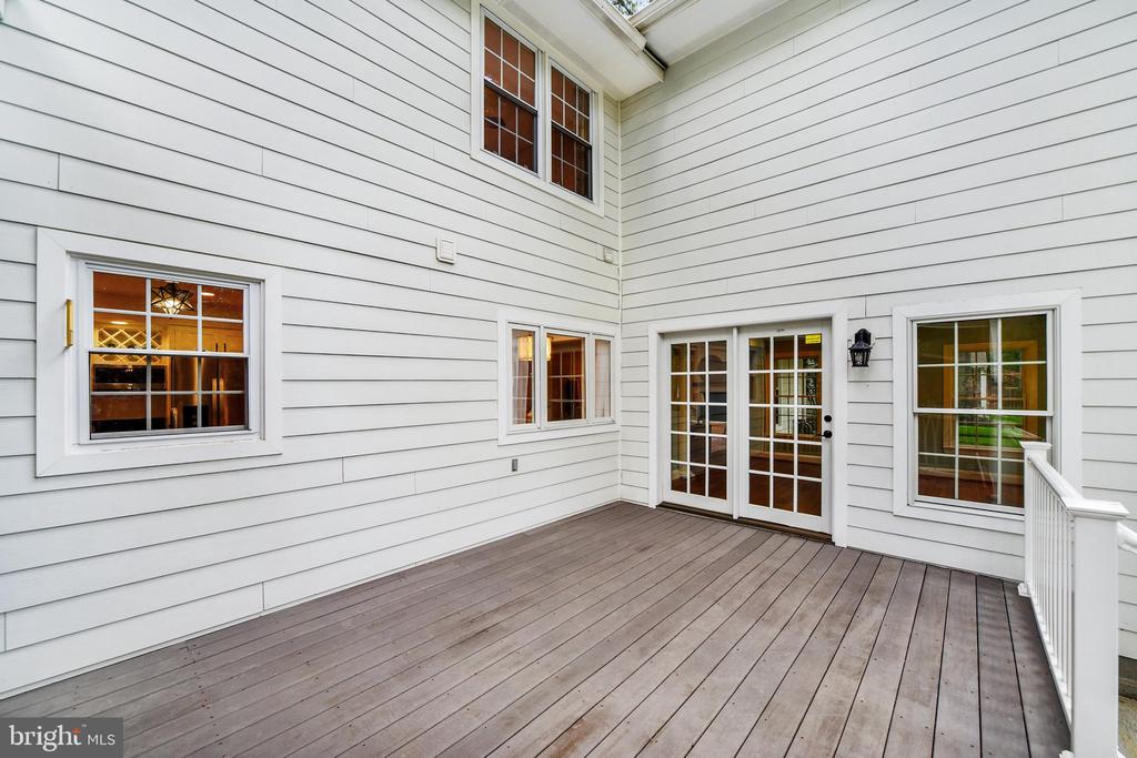 257 BERRYWOOD DRIVE