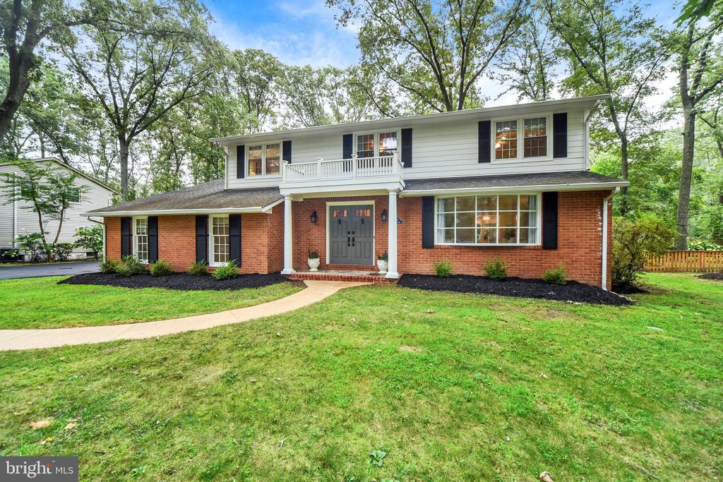 257 BERRYWOOD DRIVE
