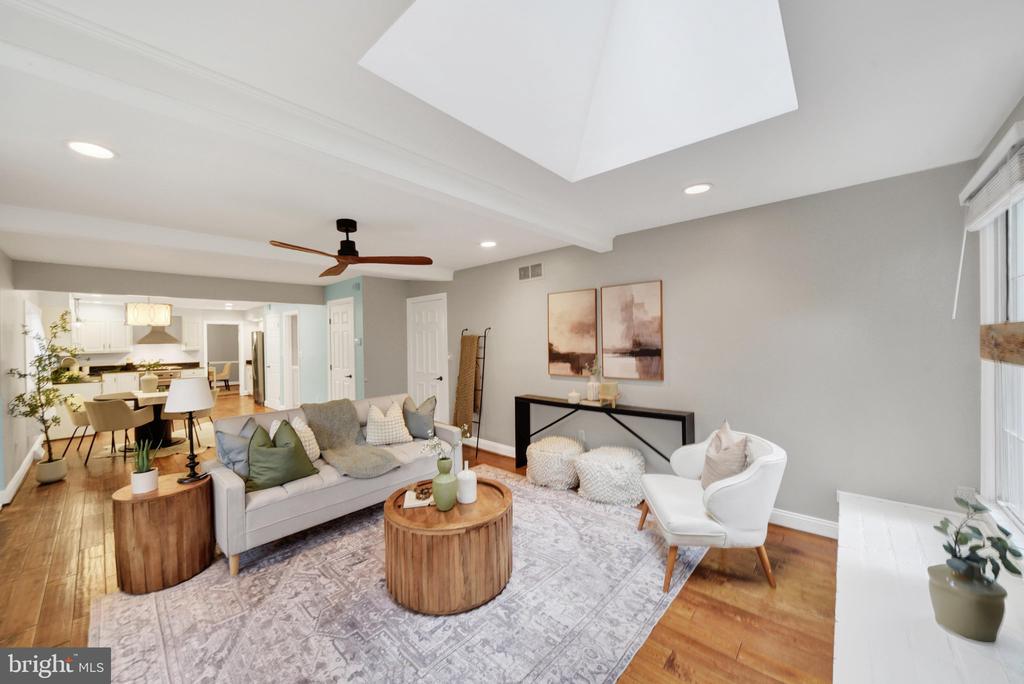 257 BERRYWOOD DRIVE
