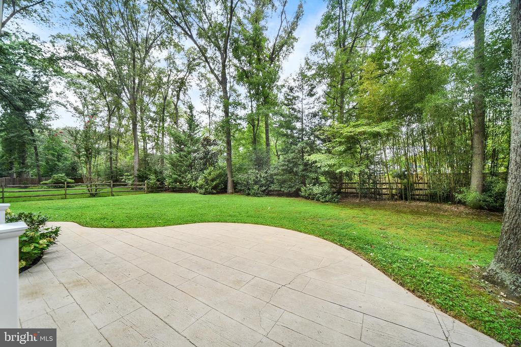 257 BERRYWOOD DRIVE