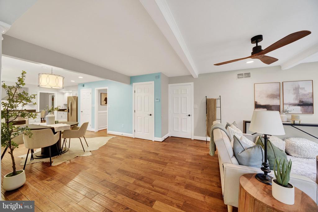 257 BERRYWOOD DRIVE