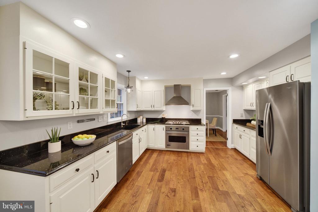 257 BERRYWOOD DRIVE