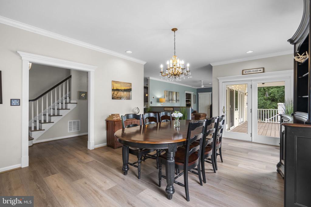 7 RIVERVIEW ROAD