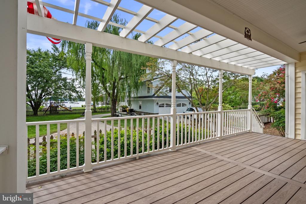 7 RIVERVIEW ROAD