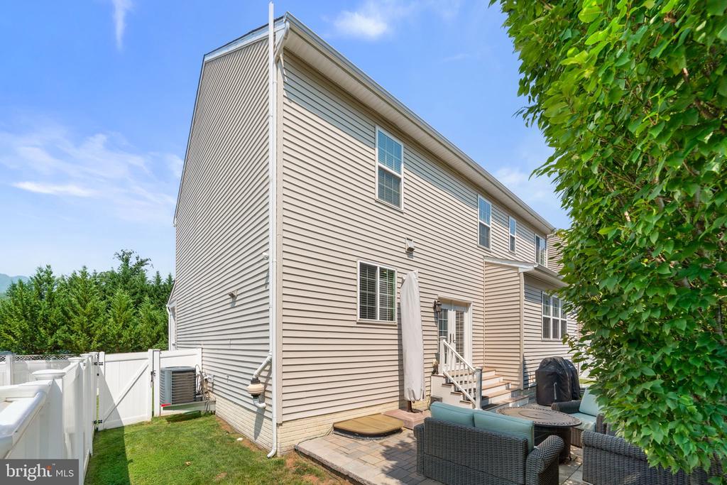 410 SAINT MARTINS CHOICE LANE