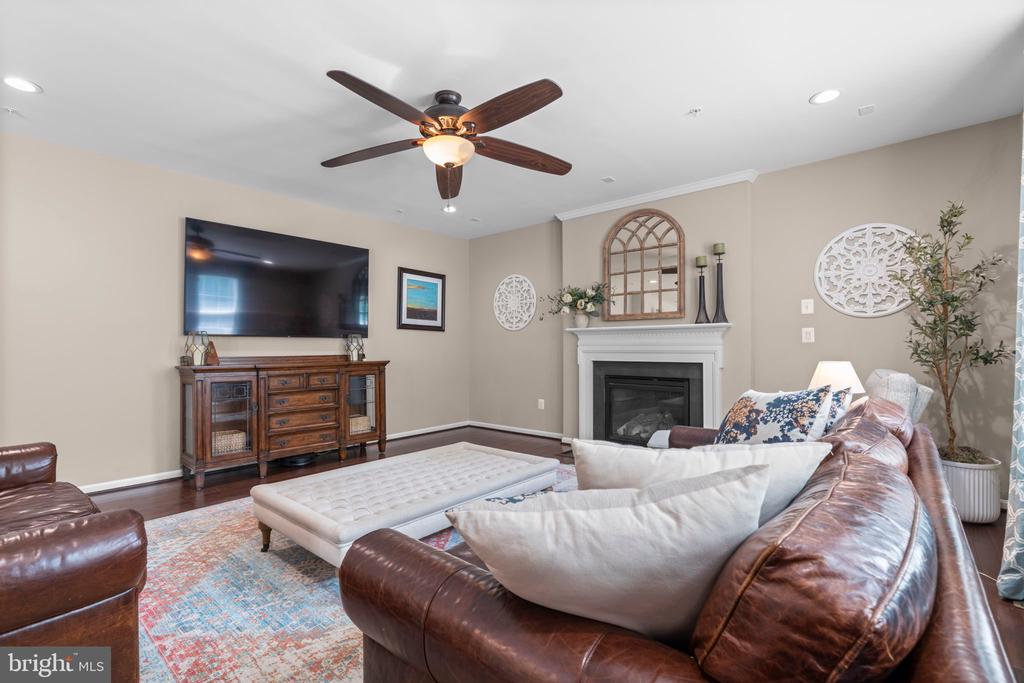 410 SAINT MARTINS CHOICE LANE