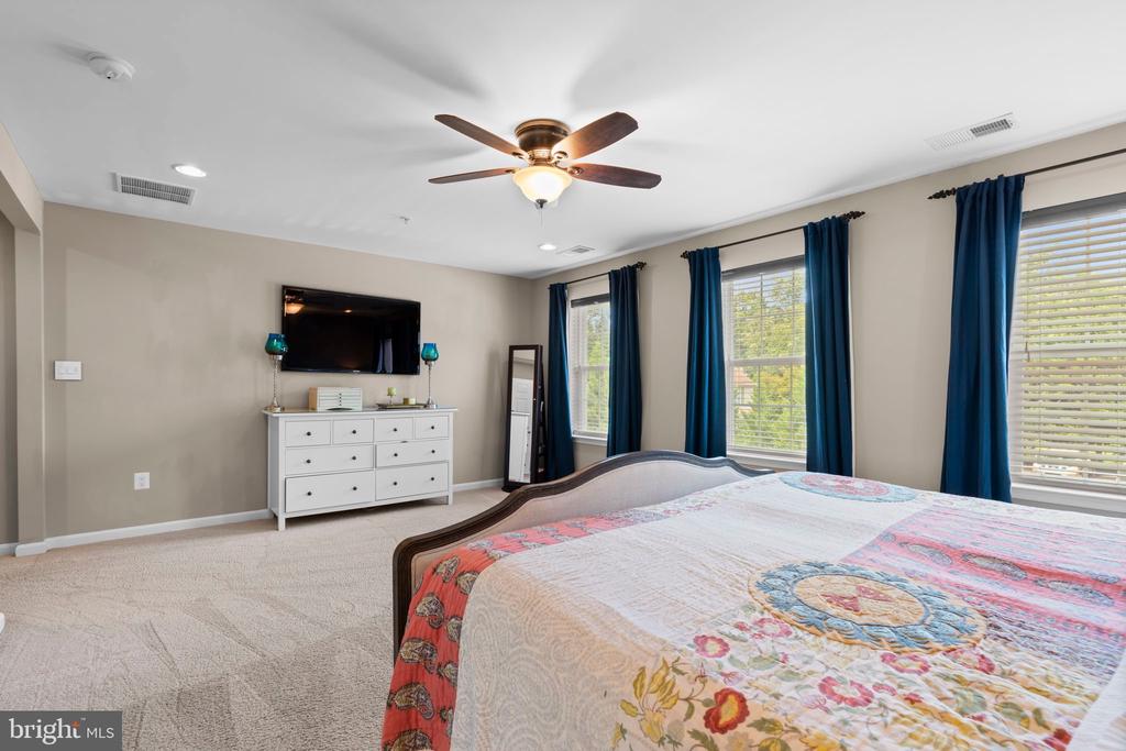 410 SAINT MARTINS CHOICE LANE