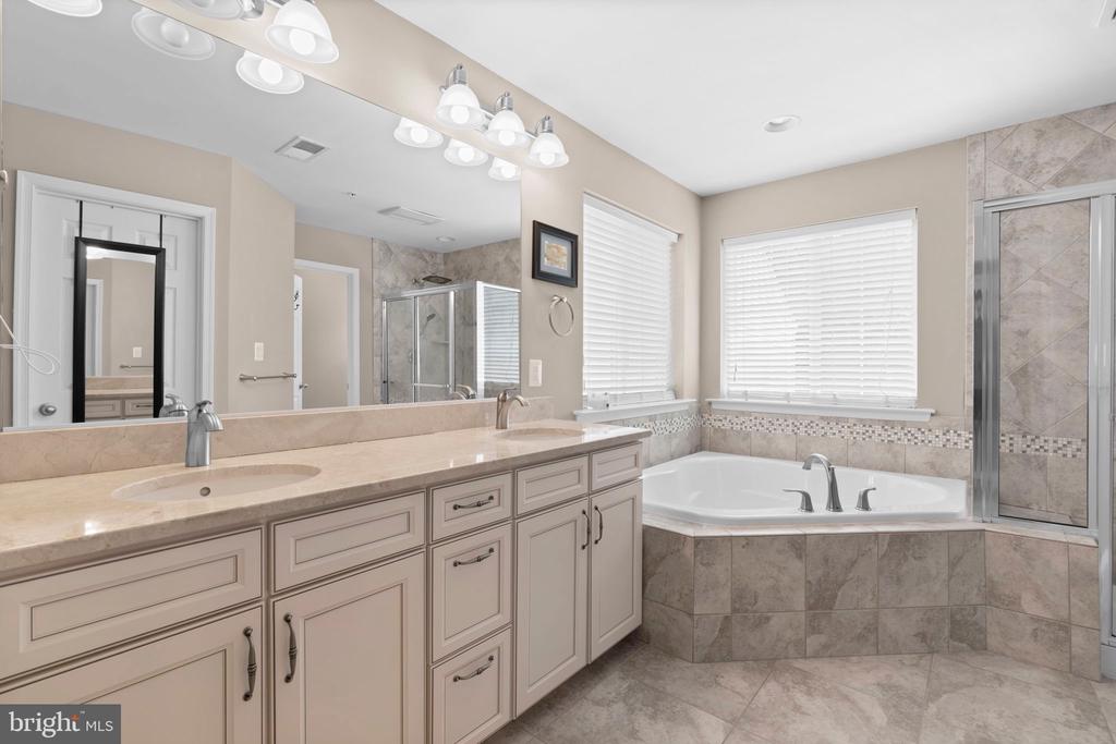 410 SAINT MARTINS CHOICE LANE
