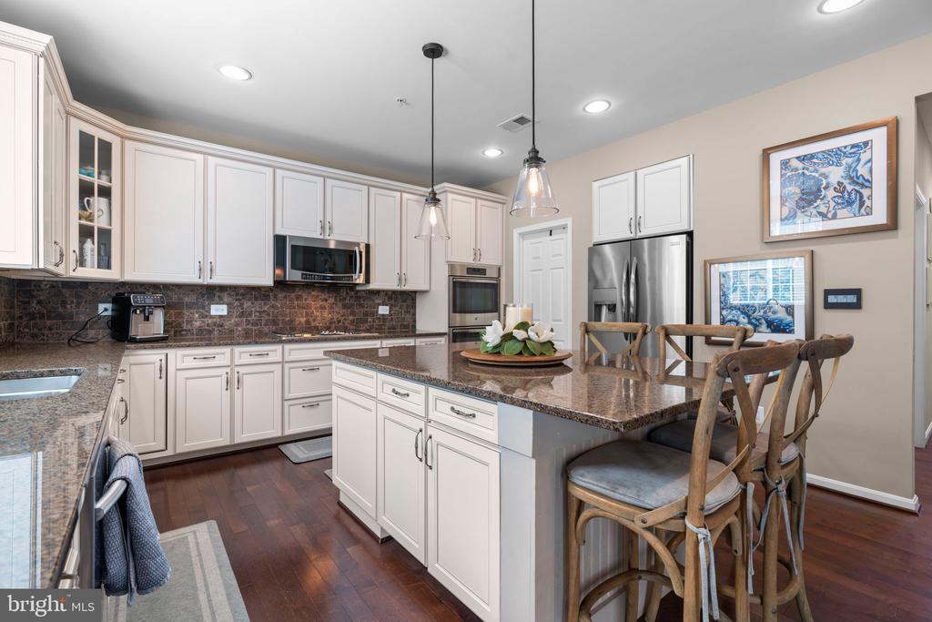 410 SAINT MARTINS CHOICE LANE