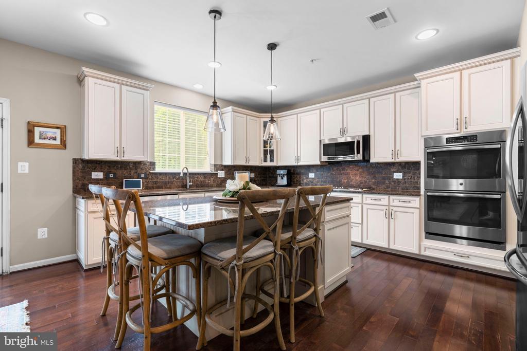 410 SAINT MARTINS CHOICE LANE