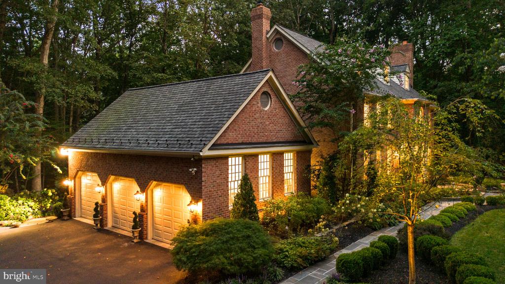 2005 SAINT STEPHENS WOODS DRIVE