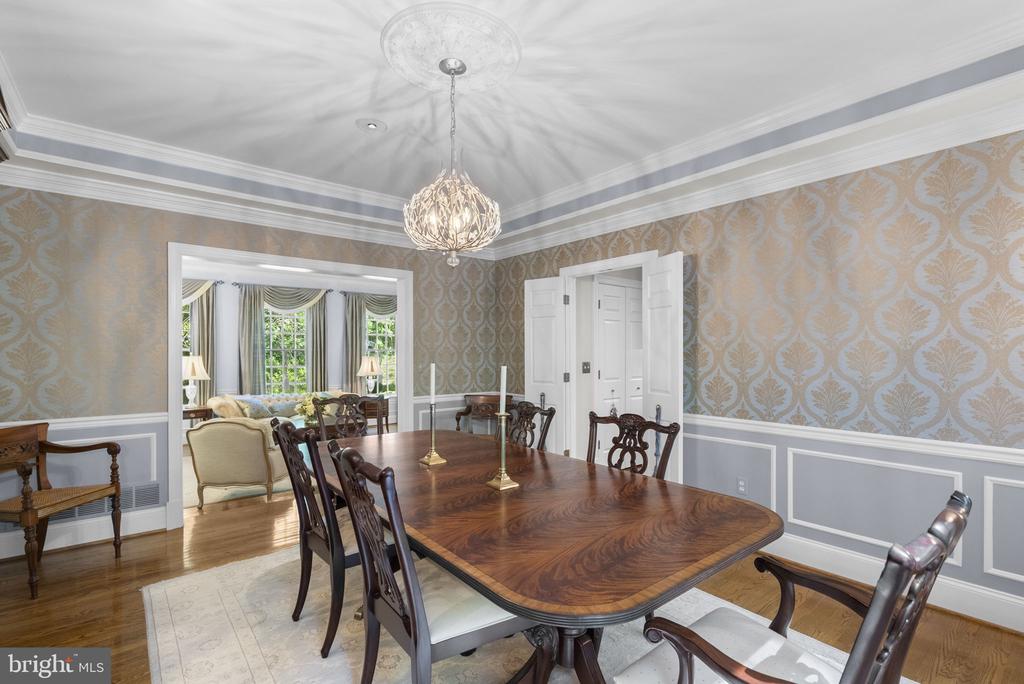 2005 SAINT STEPHENS WOODS DRIVE