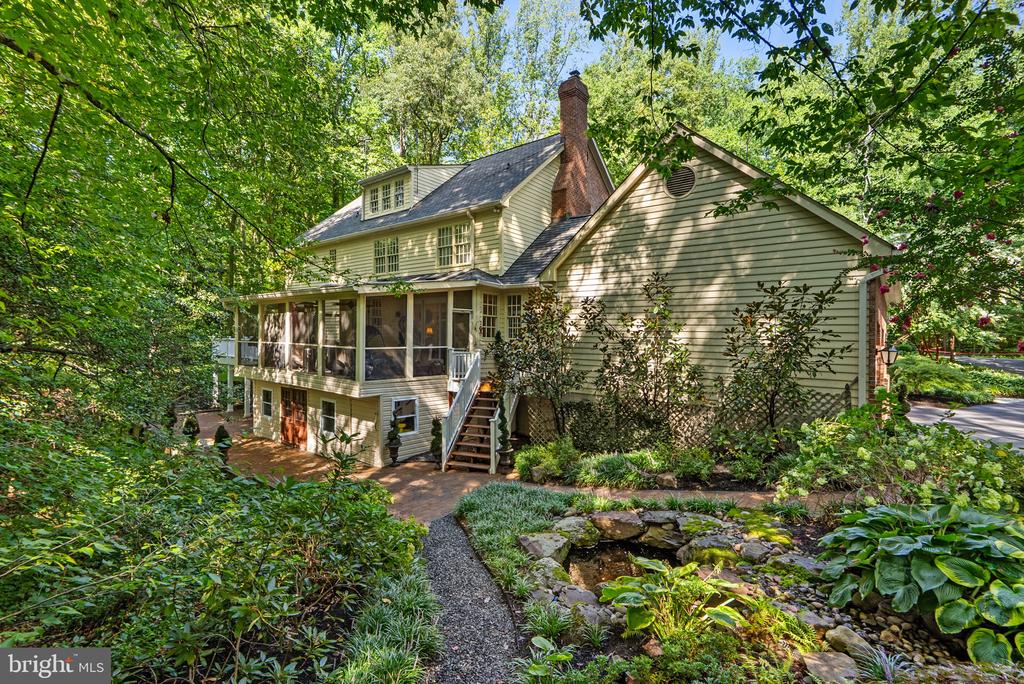 2005 SAINT STEPHENS WOODS DRIVE