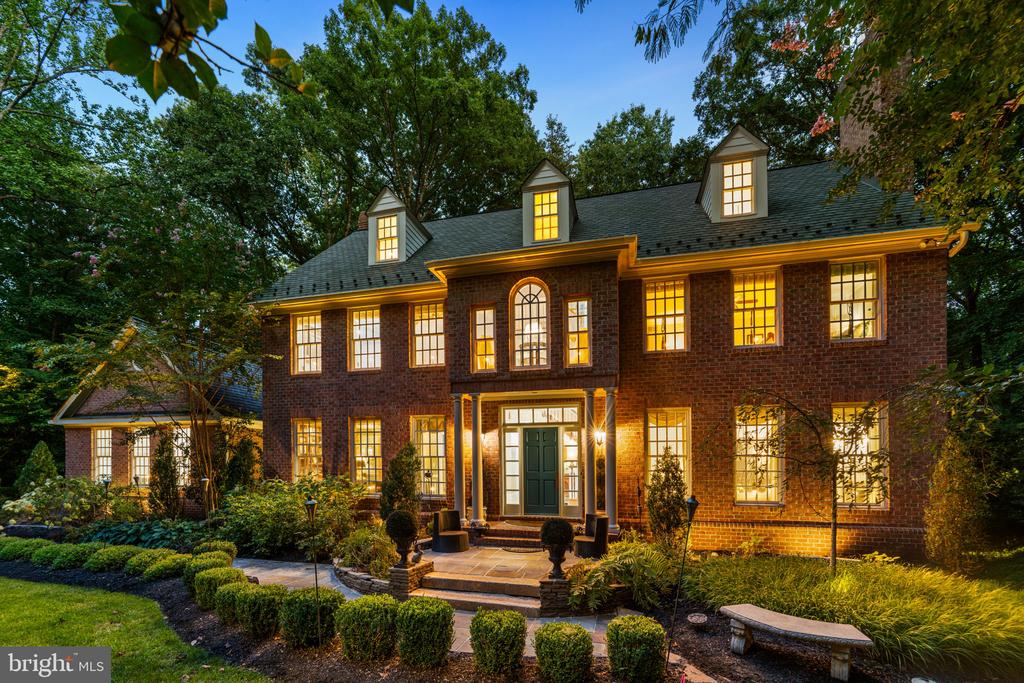 2005 SAINT STEPHENS WOODS DRIVE