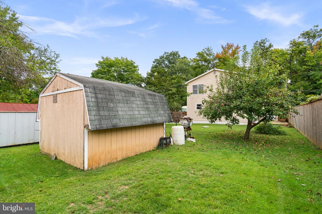 3548 LOCH HAVEN DRIVE