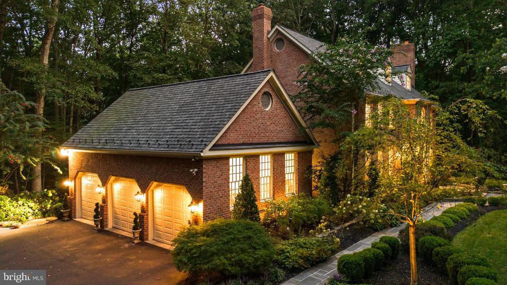 2005 SAINT STEPHENS WOODS DRIVE
